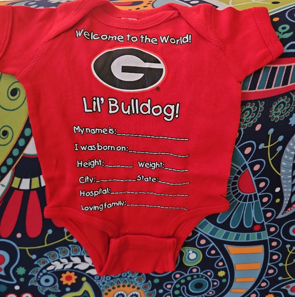 NWOT Rabbit Skins Red 'Lil' Bulldog' Baby Onesie with Black & White Logo
